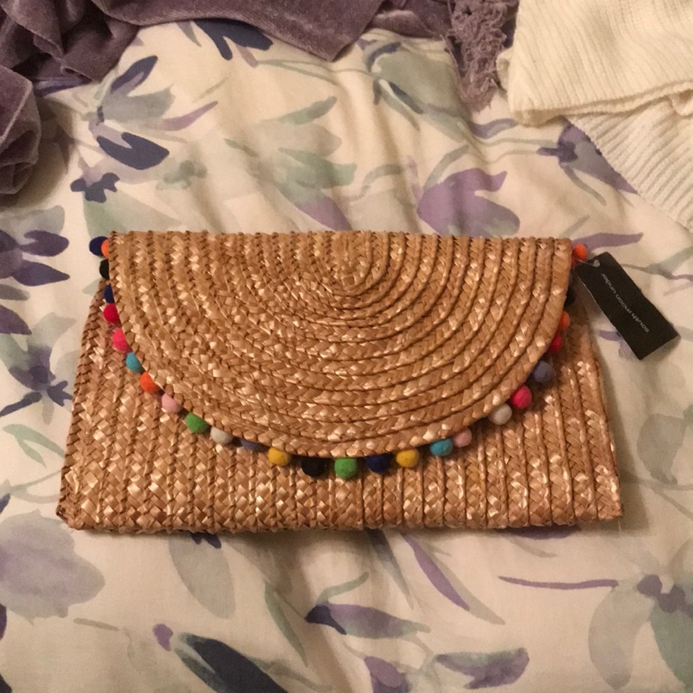 Straw clutch